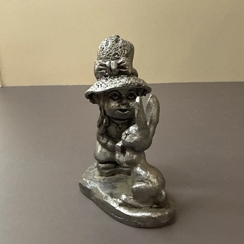 Michael Ricker Pewter Holly Hobbie Girls Rabbit  Miniature Figurine